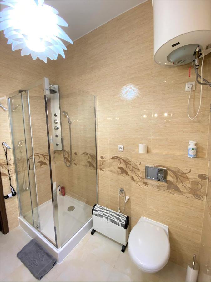 Apartament Czarne Zloto カトヴィツェ エクステリア 写真