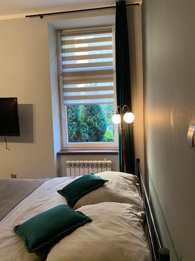 Apartament Czarne Zloto カトヴィツェ エクステリア 写真